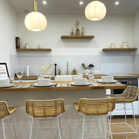 アパート Le Petit Palais - 50m - Vue Et Campagne トゥルジェヴィル