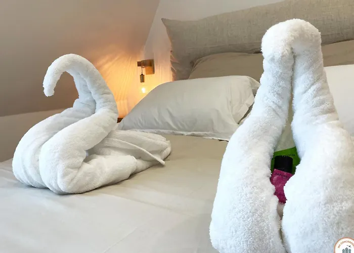 Le Petit Palais - 50m - Vue Et Campagne Apartament *