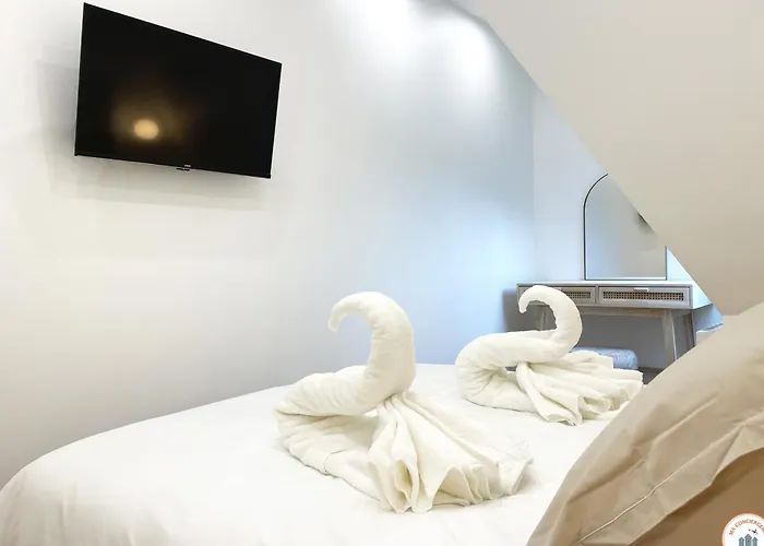 Le Petit Palais - 50m - Vue Et Campagne Apartament